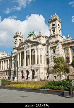 Museum für Völkerkunde (Néprajzi Múzeum). Pest, Budapest Stockfoto