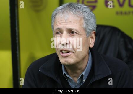 Dortmund, Deutschland. 02 Nov, 2019. firo: 02.11.2019, Fußball, Fussball: 1. Bundesliga: BVB Borussia Dortmund - VfL Wolfsburg 3:0 Trainer Lucien Favre, Porträt | Quelle: dpa/Alamy leben Nachrichten Stockfoto