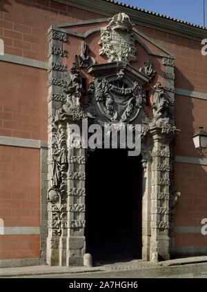 Exterieur Fachada Principal Portada Del Antiguo Hospicio De Madrid 1726 Barroco Espanol Autor Pedro De Ribera 1683 1742 Lage Museo De Historia Edificio Spanien Stockfotografie Alamy