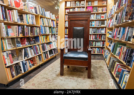 Die gemütliche freundliche Interieur des forschenden Geist Buchhandlung in Kingston, New York. Stockfoto