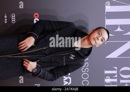 Hong Kong Sänger und Schauspieler William Chan Kleider bis in alle Schwarz 2019 Gentlemen's Quarterly (GQ) Männer des Jahres in Shanghai, China, 6. September 201 Stockfoto