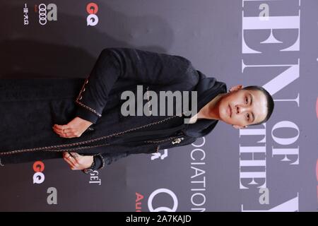 Hong Kong Sänger und Schauspieler William Chan Kleider bis in alle Schwarz 2019 Gentlemen's Quarterly (GQ) Männer des Jahres in Shanghai, China, 6. September 201 Stockfoto