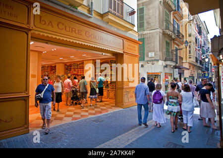 Konditorei "La Cure Gourmande', Shopping Meile in der Altstadt von Palma, Mallorca, Palma de Mallorca, Balearen, Spanien Stockfoto