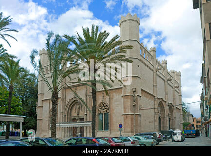 Llotja de Palma, ehemaligen Maritime Trade Exchange, heute für Kunstausstellungen genutzt, Altstadt von Palma, Palma de Mallorca, Mallorca, Baleraric Islands, Sp Stockfoto