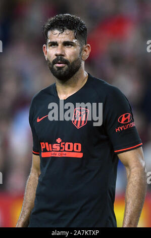 SEVILLA, 02-11-2019. Primera Division Liga. LaLiga. Estadio Ramon Sanchez-Pizjuan. Diego Costa (Atlético de Madrid) während des Spiels FC Sevilla - Sevilla FC - Atlético de Madrid. Stockfoto