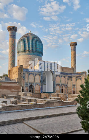 Amir-Timur-Mausoleum oder Das Gur Emir-Mausoleum von Tamerlane, Samarkand, Usbekistan, in Zentralasien Stockfoto