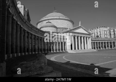 Amalfi, eine kleine luccheto ewige Liebe zu schwören. Stockfoto