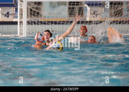 Roma, Italien. 3 Nov, 2019. difesa sis romaduring Dunaujvaros (HUN) vs SIS Roma (ITA), Wasserball EuroLeague Frauen Meisterschaft in Roma, Italien, 03.November 2019 - LPS/Luigi Mariani Credit: Luigi Mariani/LPS/ZUMA Draht/Alamy leben Nachrichten Stockfoto