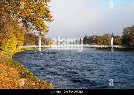 Infirmary Bridge, Hängebrücke über den Fluss Ness, Inverness, Schottland. Stockfoto