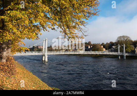 Infirmary Bridge, Hängebrücke über den Fluss Ness, Inverness, Schottland. Stockfoto