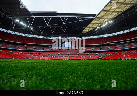 LONDON, ENGLAND - März 2, 2019: Blick auf den Ort vor der 2018/19 Premier League Spiel zwischen den Tottenham Hotspur und dem FC Arsenal im Wembley Stadion. Stockfoto