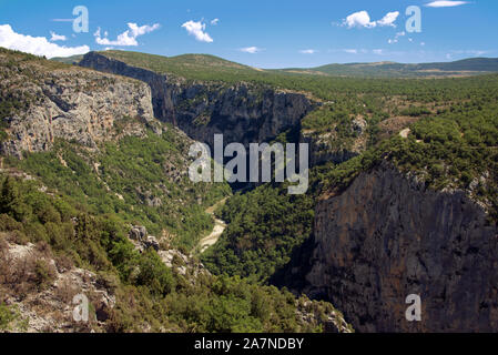 Enge Schlucht Grand Canyon Verdon ab Route Des Cretes Alpes de Haute Provence Frankreich gesehen Stockfoto