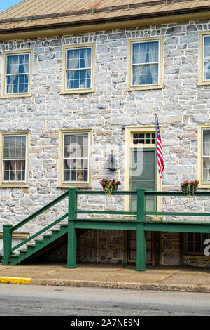 Fulton House, 112-116 Lincoln Weg nach Osten, McConnellsburg, PA Stockfoto