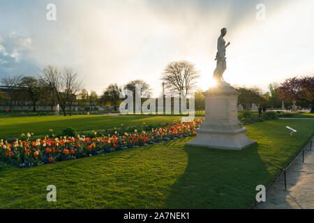 Am Abend Spaziergang im Jardin des Tuileries, Paris Stockfoto