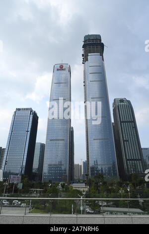 Außenansicht der Twin Towers von Guiyang International Finance Centre in Guiyang City, im Südwesten Chinas Provinz Guizhou, 21. August 2019. Nach 1131 Stockfoto