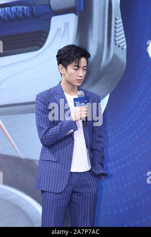 Chinesische Schauspieler Chen Xiao besucht eine Werbeveranstaltung für Gillette in Shanghai, China, 5. August 2019. Stockfoto