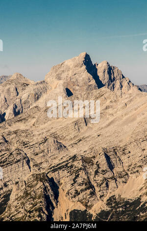 Jalovec Berg am Morgen Stockfoto
