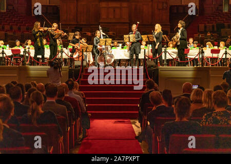 Amsterdam, Niederlande. 04 Nov, 2019. AMSTERDAM, 04-11-2019, Eröffnung Nationaal Schoolontbijt am Koninklijk Concertgebouw in Amsterdam. Credit: Pro Schüsse/Alamy leben Nachrichten Stockfoto