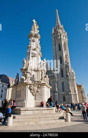 Matthias (Matthias) Kirche und Trinity Square. Burg, Budapest Stockfoto