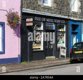 Die Isle of Mull Soap Co shop Tobermory, Isle of Mull in der Schottischen Inneren Hebriden, Scottish Highlands, Schottland, UK Stockfoto