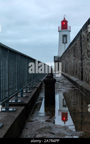 Leuchtturm der Großen Steg von Les Sables d'Olonne (Vendee, Frankreich) Stockfoto