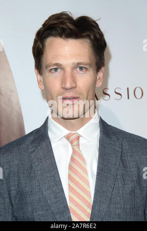 Passionflix's" ist ein Bruder Ehre' Premiere auf der Raleigh Studios in Los Angeles, Kalifornien am 3. Oktober Mit: Jon Prescott Wo: Los Angeles, Kalifornien, Vereinigte Staaten, wenn: 04 Okt 2019 Credit: Sheri Determan/WENN.com Stockfoto