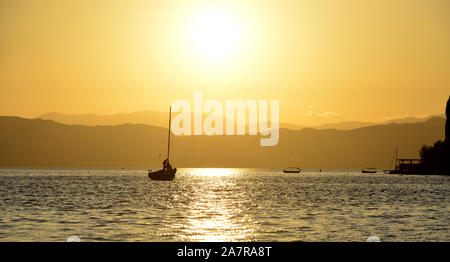 Sonnenuntergang über den Ohrid-See in Mazedonien, Bild Stockfoto