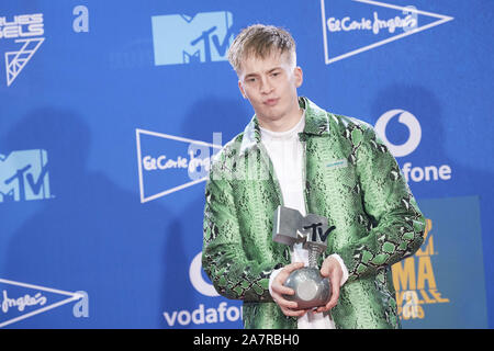 November 3, 2019, Sevilla, Andalucia, Spanien: Snelle besucht 2019 MTV Europe Music Awards (EMAs) - Gewinner Zimmer im fibes Konferenz- und Ausstellungszentrum am 3. November 2019 in Sevilla, Spanien (Credit Bild: © Jack Abuin/ZUMA Draht) Stockfoto