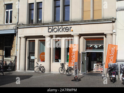 AALST, Belgien, 29. Oktober 2019: Das Äußere eines 'Blokker' Store in Aalst. "Blokker' ist eine große Kette von Läden in Benelux und Suriname spezialisiert Stockfoto