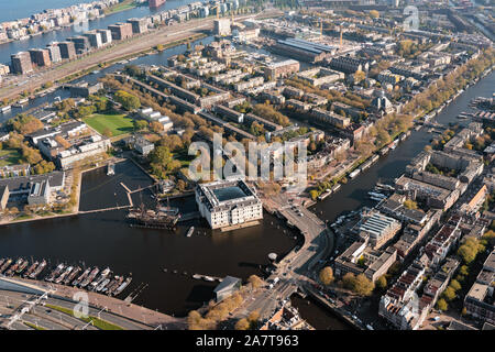 Antenne von Amsterdam mit der Maritime Museum Stockfoto