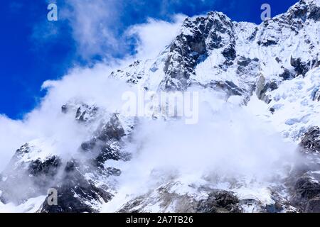 Salkantay trekking, einer der schönsten Wanderwege in Peru, es endet u in Machu Pichcu Stockfoto