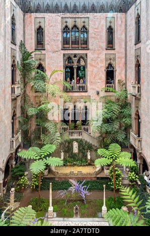 Innenhof des Palazzo, Isabella Stewart Gardner Museum, Boston, Massachusetts, USA Stockfoto