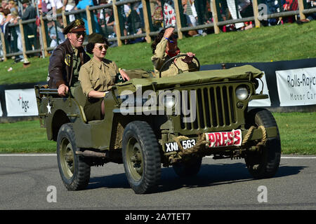 Willys Jeep, D-Day Gedenken, 75. Jahrestag der Landung in der Normandie, Zweiter Weltkrieg, militärische Fahrzeuge, Goodwood Revival 2019, September 201 Stockfoto