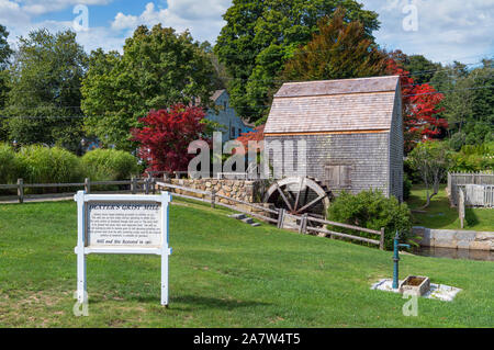 Der Dexter Grist Mill, eine Wassermühle auf Shawme See, Sandwich, Cape Cod, Massachusetts, USA Stockfoto