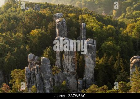 Hruba Skala rock Stadt im Böhmischen Paradies auf Luftaufnahmen Stockfoto