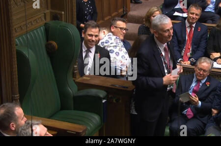 Sir Lindsay Hoyle spricht, nachdem er der neue Sprecher des Unterhauses. Sieben Kandidaten waren bieten auf die Rolle zu nehmen folgende John Bercow Abreise nach einem Jahrzehnt in der Position. Stockfoto