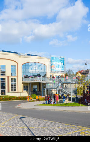 Pilsen, Tschechien - 28 Oktober 2019: Areal der Techmania Science Center in Pilsen, Tschechische Republik. Ausstellung kinder in Wissenschaft und seine Grundsätze von Spiel zu erziehen. Touristische Attraktion. Stockfoto