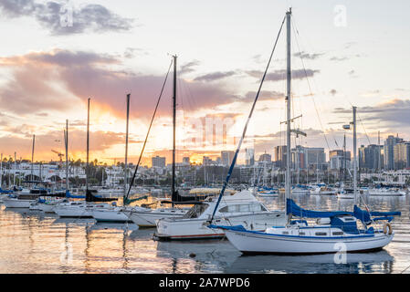 Sonnenaufgang am Hafen von San Diego. San Diego, Kalifornien, USA. Stockfoto