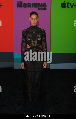 Janina Gavankar besucht die Apple TV+' die Morning Show" Weltpremiere auf David Geffen Hall in New York City. Stockfoto