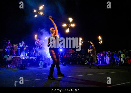 Parade der verlorenen Seelen, Feuershow, Vancouver, British Columbia, Kanada Stockfoto