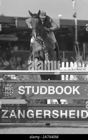 Europameisterschaften, Hickstead, August 1999 Nick Skelton (GBR), die Hoffnungen sind hoch: Stockfoto