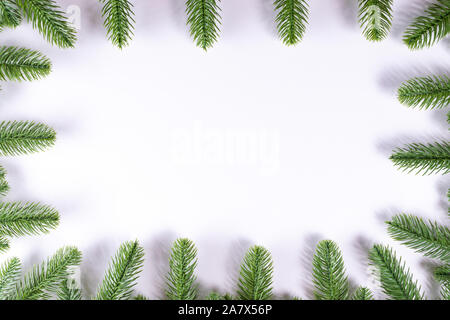 Weihnachten Hintergrund mit Tannenzweigen mit kopieren. Stockfoto