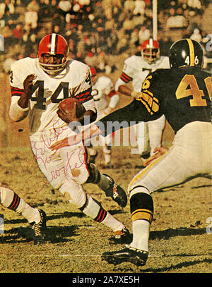 Leroy Kelly war ein Stern zurück laufen mit der NFL Cleveland Browns in den 1960er Jahren. Stockfoto