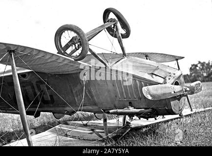 Flugzeuge - Unfälle - Flugzeug Unfälle. Love Field, Dallas, Texas 1918 Stockfoto