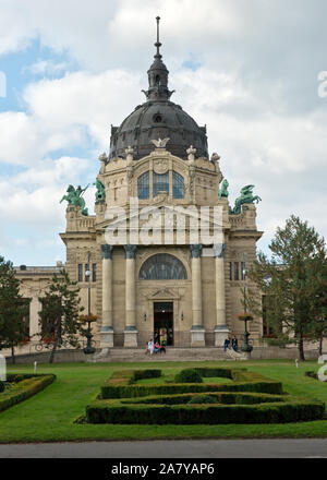 Széchenyi Heil- und Schwimmbad. City Park, Budapest Stockfoto