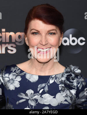November 4, 2019, Los Angeles, Kalifornien, USA: Kate Flannery, besucht das Tanzen mit den Sternen - 2019 Top 6 Finalisten. (Bild: © Billy Bennight/ZUMA Draht) Stockfoto