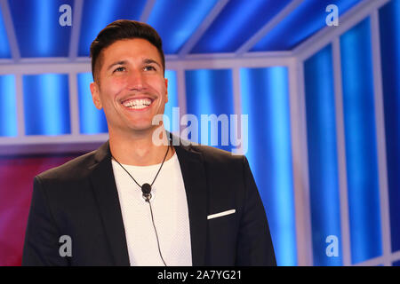 Rom, Italien. 05 Nov, 2019. Rom, Cinecittà Studios, "Big Brother 16" TV-Eingänge. Im Bild: gianmarco Onestini Credit: Unabhängige Fotoagentur/Alamy leben Nachrichten Stockfoto