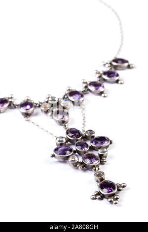 Mondstein und Amethyst Halskette, getragen von Helena Bonham Carter in die Flügel einer Taube, Stockfoto