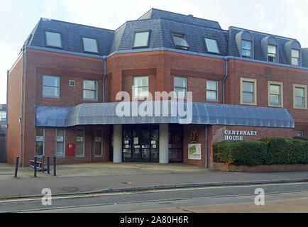 Allgemeine Ansicht von West Sussex Coroner's Court in, Crawley, wo eine Mutter in Tränen ausbrach, als sie erklärte eine Untersuchung, dass der Tod ihres 'anfällig' Tochter an einem privaten psychiatrischen Krankenhaus war "vermeidbar". Stockfoto