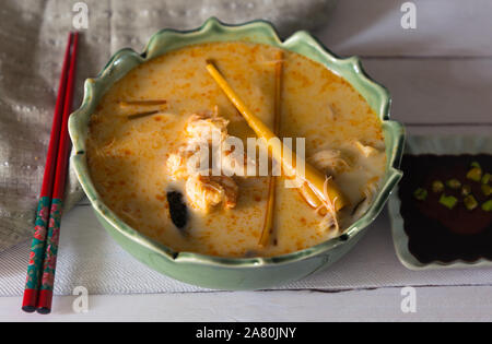 Laksa Teller Essen Fotografie Stockfoto